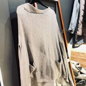 Moth content blend poncho cape